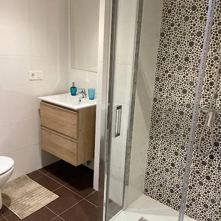 Piso Avenida 49 * 기욘